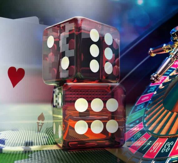 Poker là gì? Phân biệt giữa Poker live và Poker online