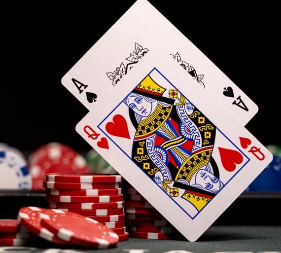 Tìm hiểu về một số quyền chọn trong blackjack online